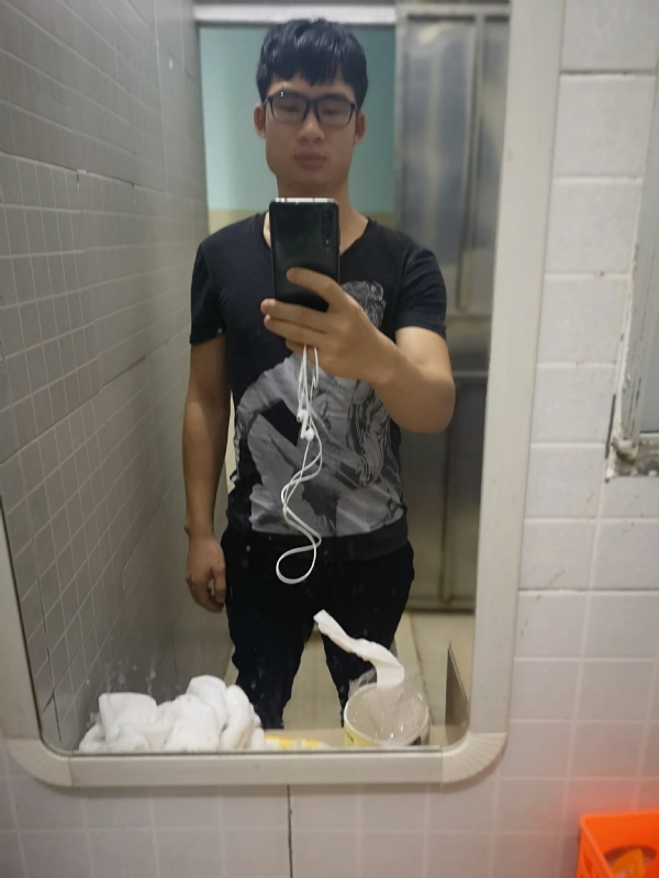 右手的执着的第一张照片--顺昌相亲网