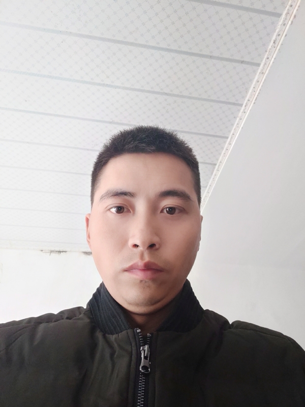远望星空的第一张照片--顺昌相亲网