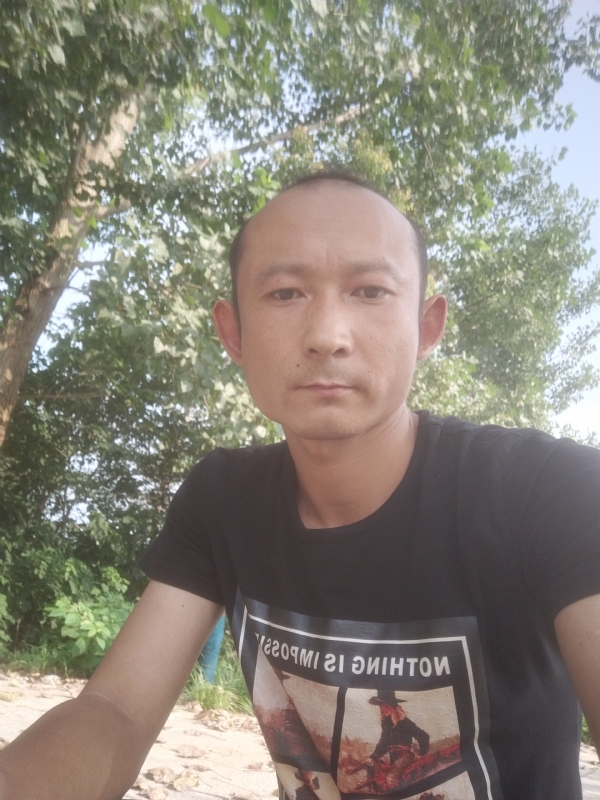 80大叔的第一张照片--顺昌相亲网