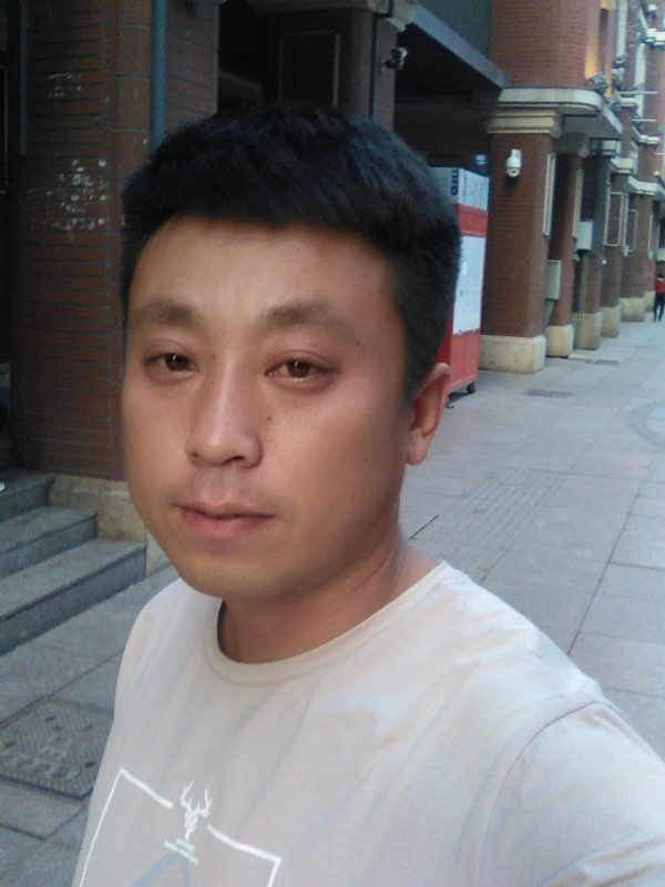 冰冷的心的第一张照片--顺昌相亲网