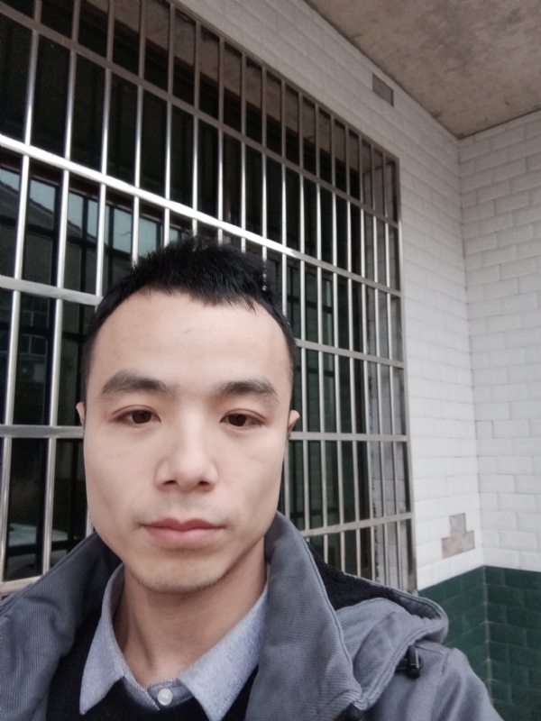 笑得那么开心的第三张照片--顺昌相亲网