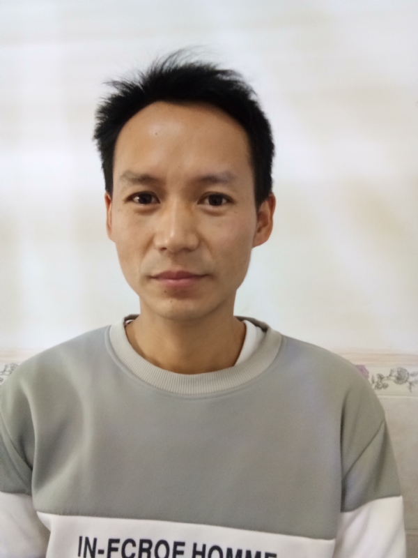 单亲爸爸的第一张照片--顺昌相亲网