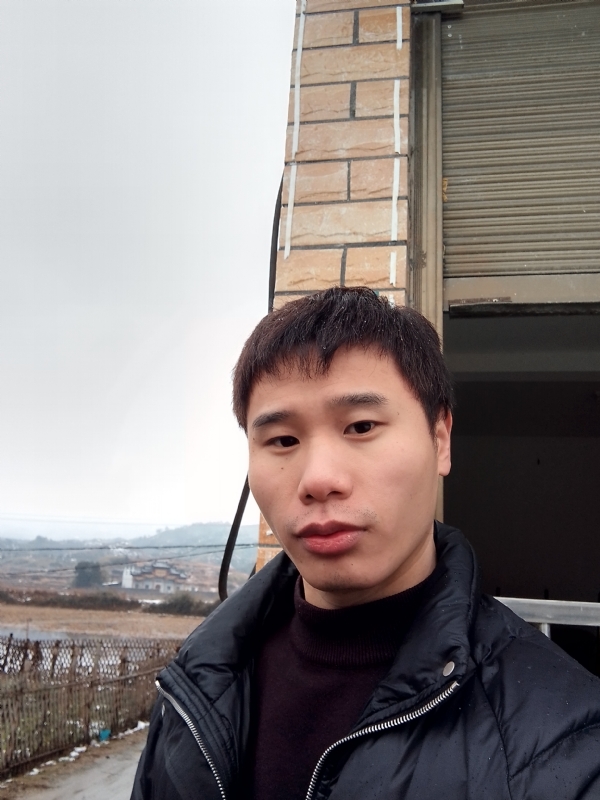 银色的羽翼的第一张照片--顺昌相亲网