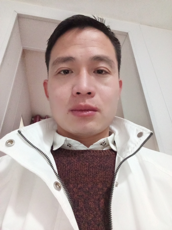 忧伤还是快乐的第一张照片--顺昌相亲网