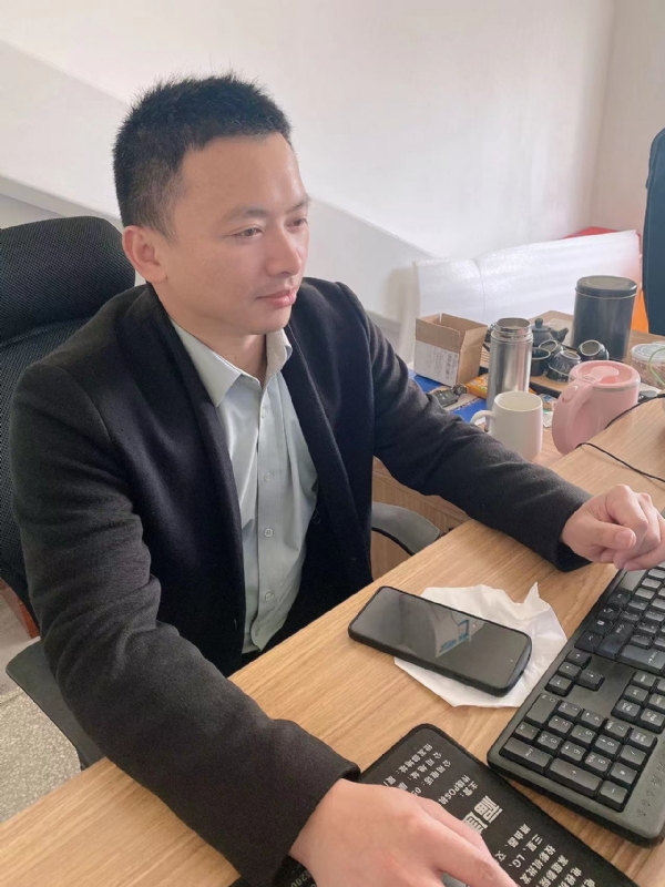 落叶知秋的第一张照片--顺昌相亲网