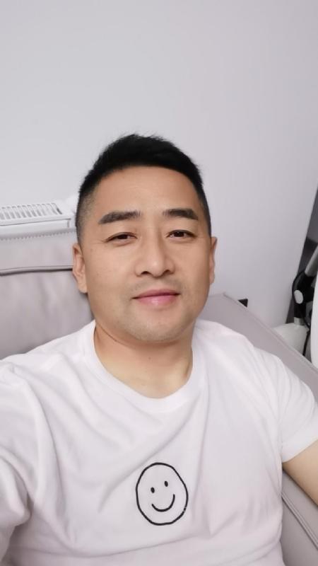 向阳而生的第一张照片--顺昌相亲网