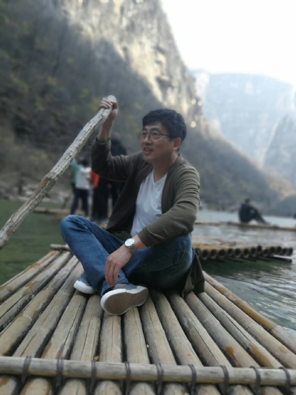 风被吹走了的第二张照片--顺昌相亲网