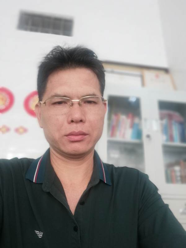 后视镜的第一张照片--顺昌相亲网