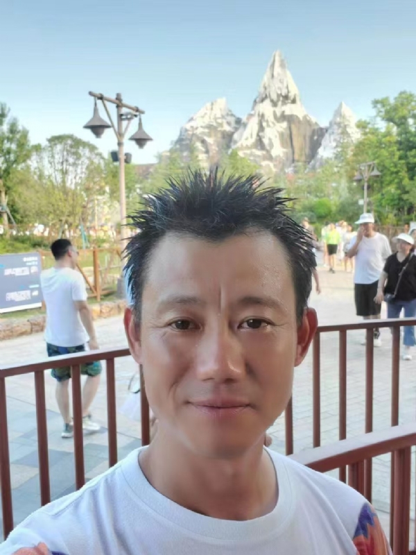 艾氏涂料博的第一张照片--顺昌相亲网